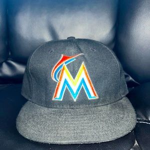 Miami Marlins Fitted Baseball Hat